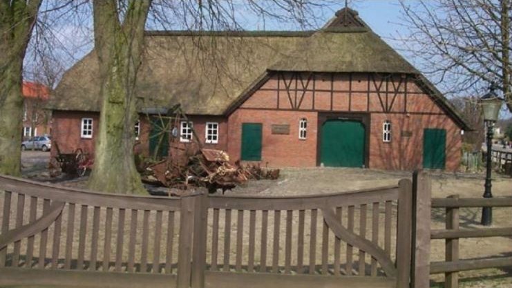 35.1 hoisdorf museum